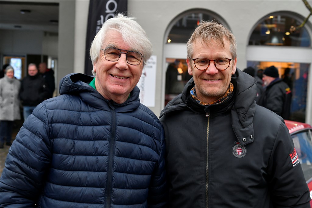 Kenneth Kruse Simonsen fra Charlottenlund og tidligere vinder af løbet Otto Kristensen fra Tune er klart til nye udfordringer fra lørdag morgen i deres Lancia Fulvia HF 1.3 fra 1968.
(Foto: Privat)